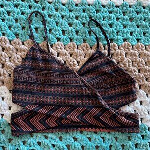 Blue Orange Tribal Pattern Cut Out Cropped Top Shirt Womans sz Small